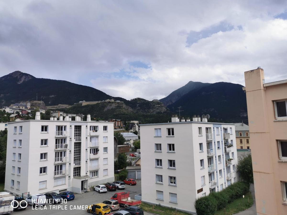 T2 Cosy Proche Des Pistes Apartment Briancon  Luaran gambar